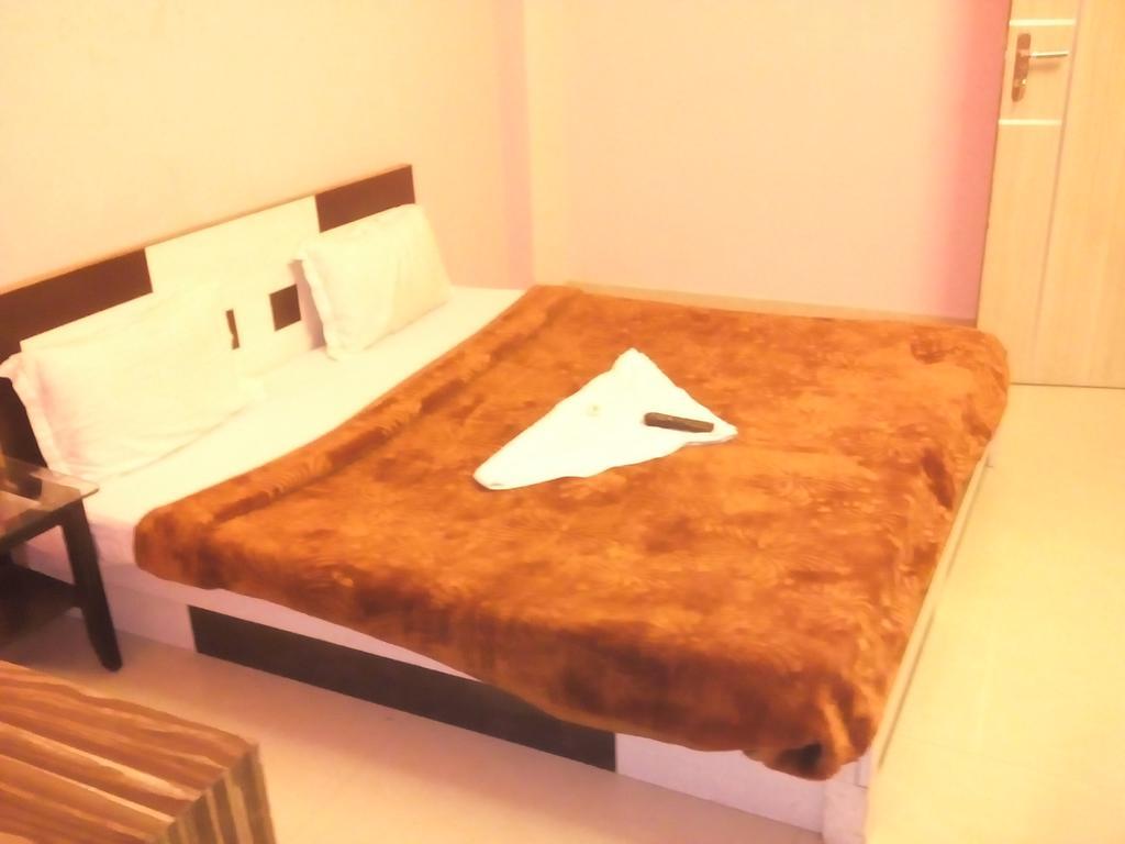 Yatri Guest House Νέο Δελχί Εξωτερικό φωτογραφία